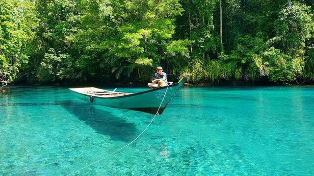Danau Tercantik di Indonesia